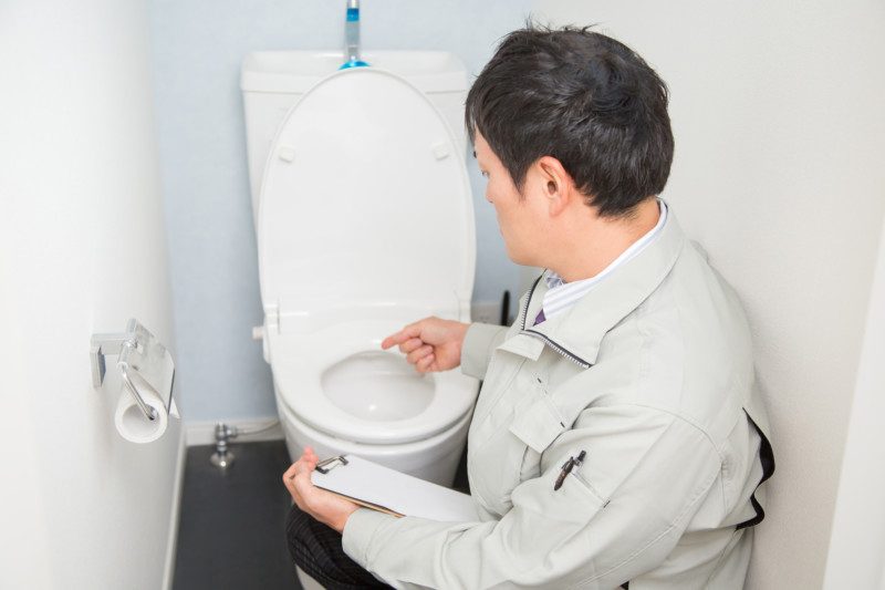 スッポンでトイレのつまりを解消できない場合は?