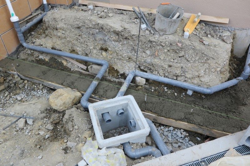 排水枡と排水管