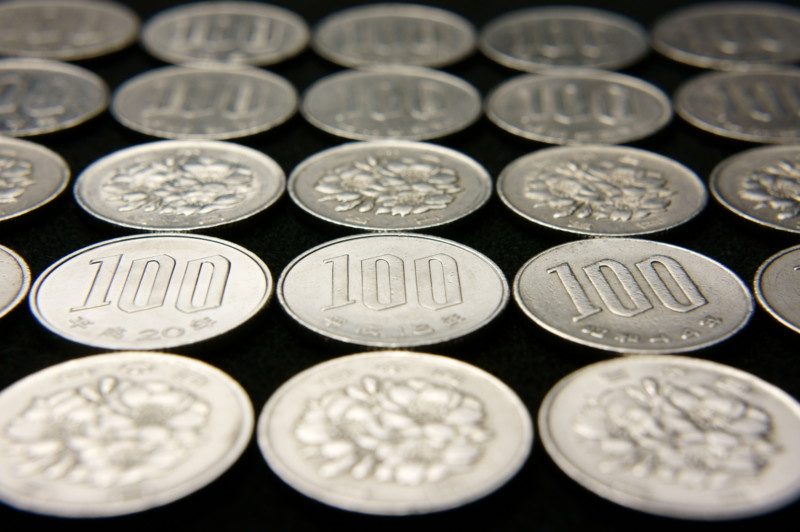 100均にあるものでトイレつまりを直す！ホームセンターにある道具との違いも解説