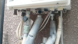 ガス給湯器水漏れ