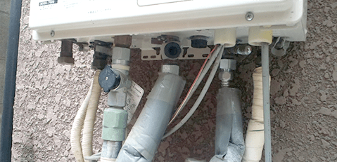 ガス給湯器水漏れ